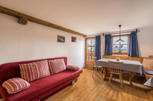 Avelengo Apartment | Ferienwohnung Enzian Nusserhof