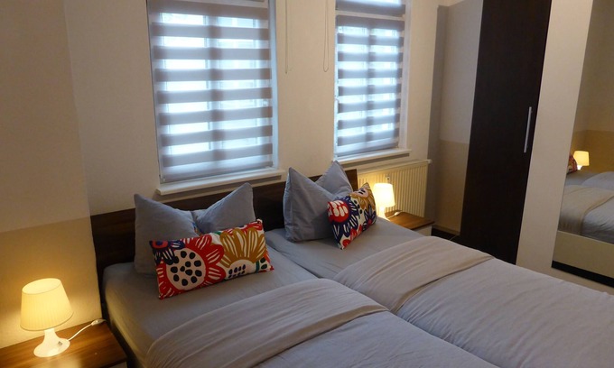 Jena Condo | Ferienwohnung Friedrich Schiller