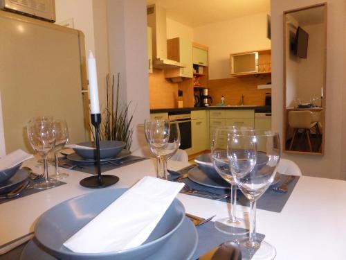 Jena Apartment | Ferienwohnung Goethe, 2 Schlafzimmer, Nähe Zentrum & Uni, ruhig, free Wifi, kostenloses Parken, Erdgeschoss