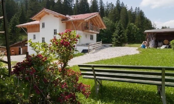 Nesselwaengle Apartment | Ferienwohnung Guem 2 Personen