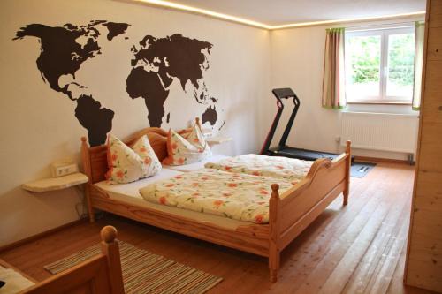 Saaldorf-Surheim Apartment | Ferienwohnung Handweberei Huber