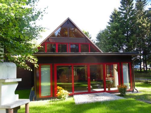 Hermsdorf-Erzgebirge Apartment | Ferienwohnung Haus Waldeck