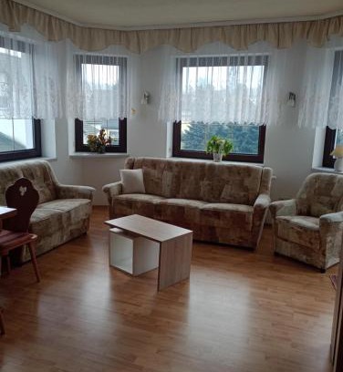 Crottendorf Apartment | Ferienwohnung Heimkehr - Blick