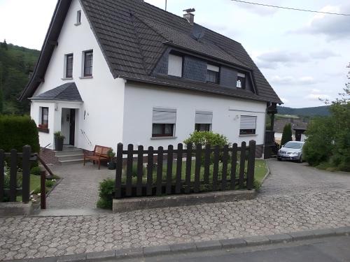 Wimbach Apartment | Ferienwohnung Heinz Romes