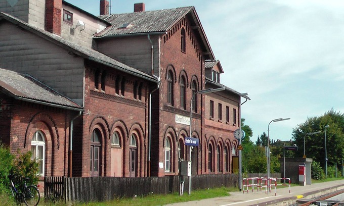 Ebstorf Apartment | Ferienwohnung im Bahnhofsmuseum, mit der Regionalbahn in die Lüneburger Heide!