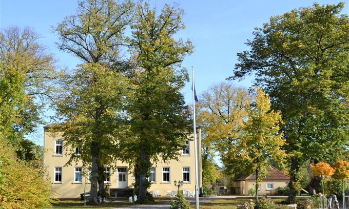 Katharinenhof Apartment | Ferienwohnung im Gutshaus "o1"