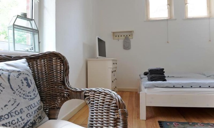 Lueneburg Apartment | Ferienwohnung Künstlerhaus Am Kurpark