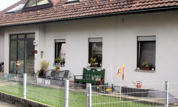 Graefenberg Apartment | Ferienwohnung Küpfer