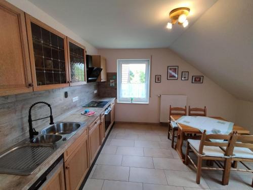 Warsingsfehn Apartment | Ferienwohnung Karin 65355