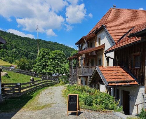 Ringelai Apartment | Ferienwohnung "Kräuterhof"