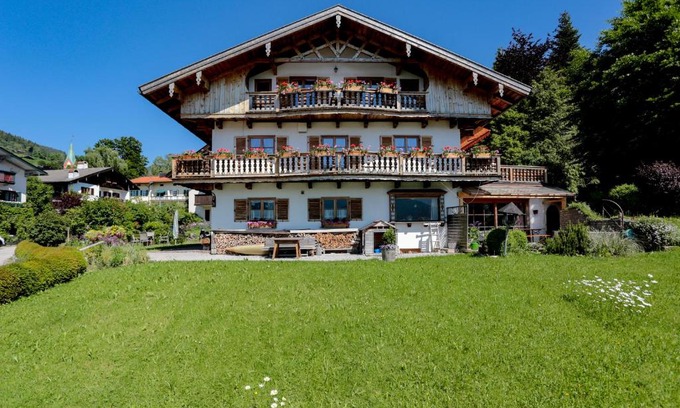 Tegernsee Apartment | Ferienwohnung Landhaus Staudacher