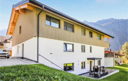 Ausserbraz Apartment | Ferienwohnung Mit Ausblick