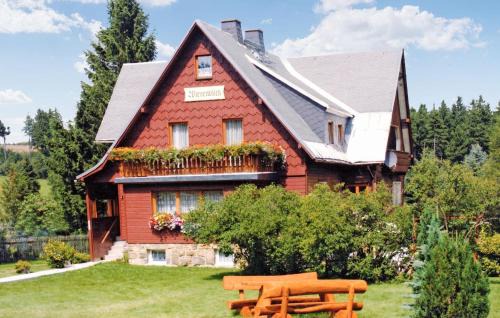 Hermsdorf-Erzgebirge Apartment | Ferienwohnung Neuhermsdorf