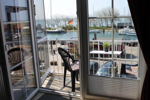 Orth Apartment | Ferienwohnung - Orther Hafenblick