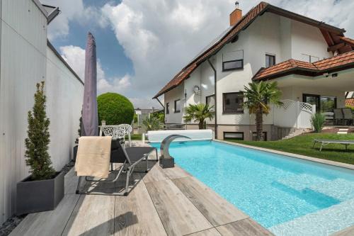 Ottersweier Apartment | Ferienwohnung Paradies