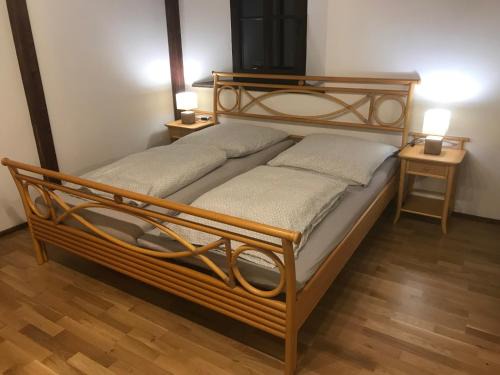 Leppersdorf Apartment | Ferienwohnung PENZLIN im Rittergut Leppersdorf bei Dresden