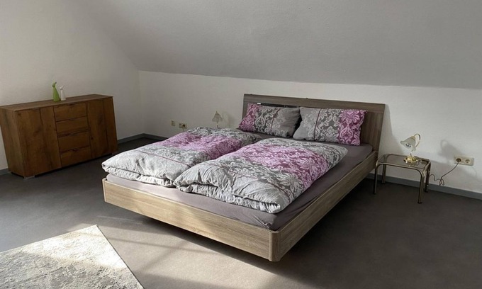 Karthaus Apartment | Ferienwohnung Rosch - Ferienwohnung