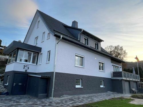 Hemfurth-Edersee Apartment | Ferienwohnung Seerose