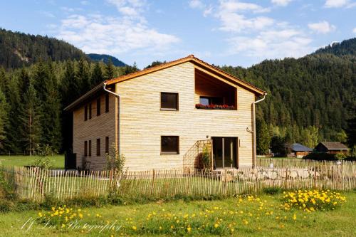 Scharnitz Apartment | Ferienwohnung Seestadl