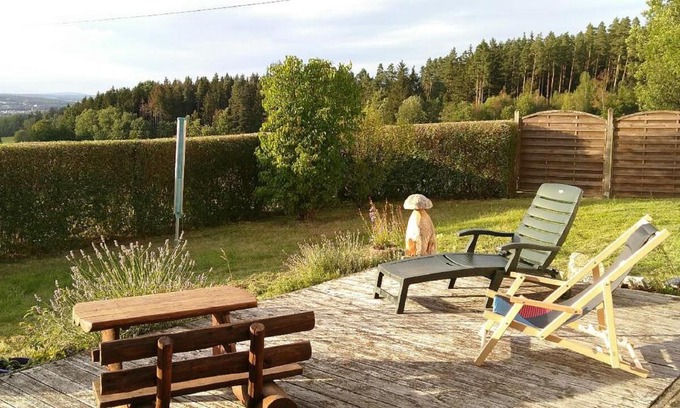 Waldershof Apartment | Ferienwohnung Steinwald Ausläufer mit Blick auf Kösseine