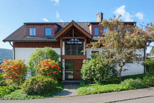 Alpirsbach Apartment | Ferienwohnung Sulzberg, 103qm