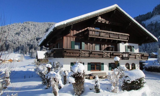 Gosau Apartment | Ferienwohnung Vierthaler