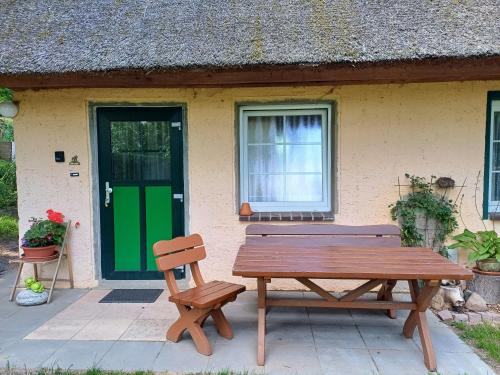 Hohen Viecheln Apartment | Ferienwohnung-Yosi-in-Hohen-Viecheln