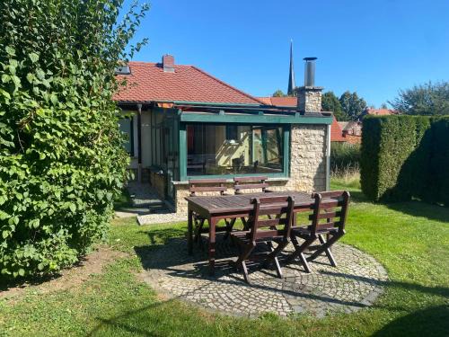 Gelmeroda Apartment | Ferienwohnung zum Nussbaum