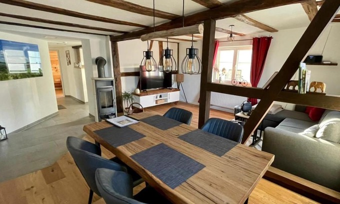 Wiesenthal Apartment | Ferienwohnung Zur Rhön Tischlerei