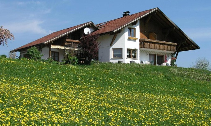 Krumbach Apartment | Ferienwohnungen Pension Sonnblick