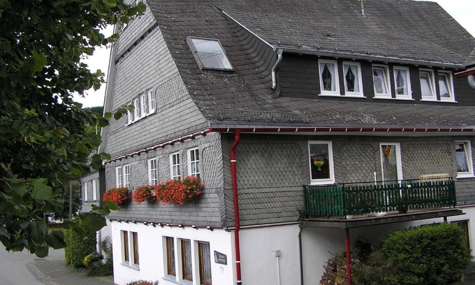 Lenne Apartment | Ferienwohnungen Sternberg