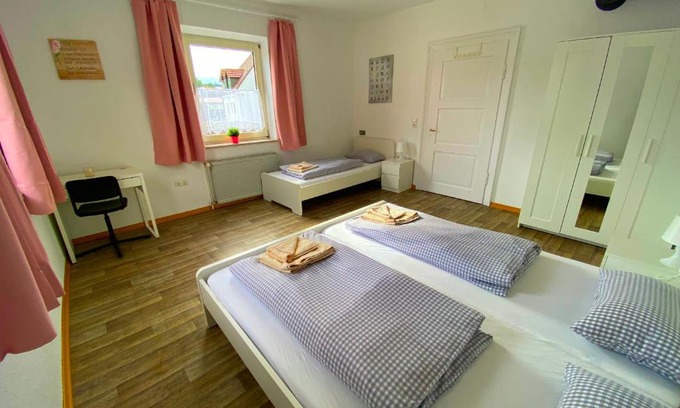 Fischach Apartment | Ferienzimmer Fischach