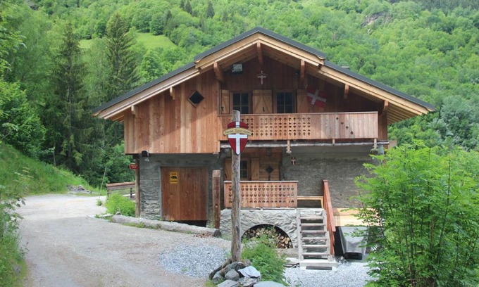 Sainte-Foy-Tarentaise Apartment | Ferme Saint-Aubin