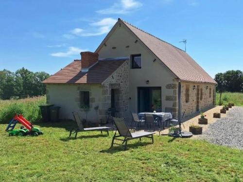 Franchesse House | Fermette rénovée, tout confort, avec jardin et label "Tourisme et Handicap" en pleine campagne - FR-1-489-506