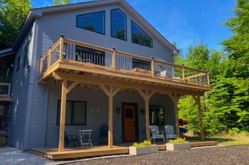 Conway House | Ferncrest Mountain House