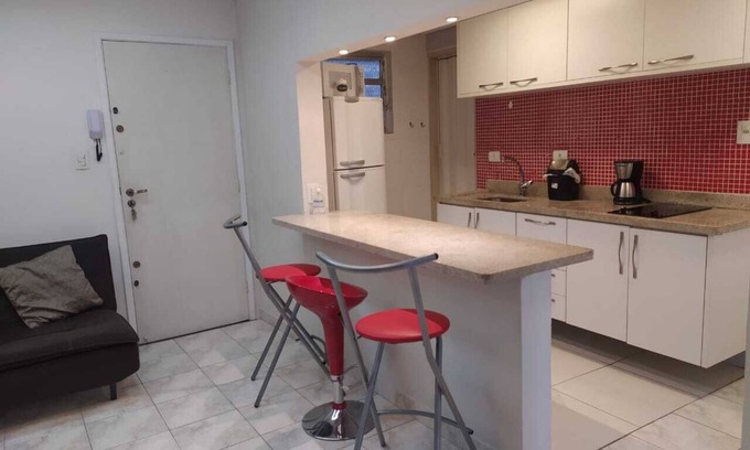 Gonzaga Apartment | Ferrão Gonzaga Beach - Apartamento na Praia de Santos