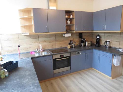 Ehrenfriedersdorf Apartment | FeWo Bergstadt Ehrenfriedersdorf