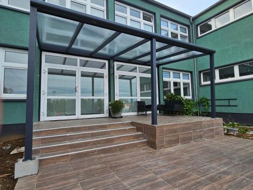 Dippelsdorf Apartment | FEWO Civrilli 5 Zi/Wohnung