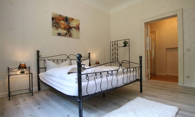 Neupetershain Nord Apartment | Fewo Gartenglück - Familyandbike