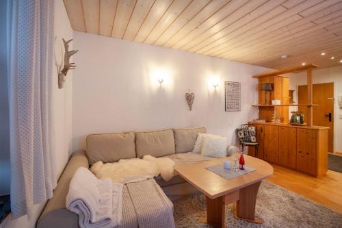 Urspring Apartment | Fewo in Urspring am Lechstausee