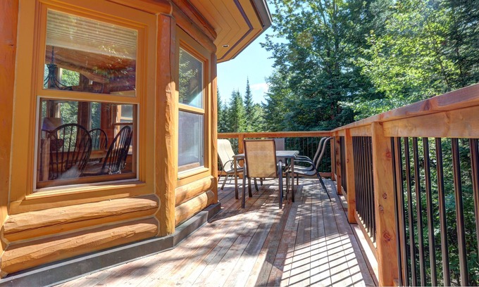 Mille-Isles Ski Chalet | Fiddler Lake Resort Chalet 47 Stag