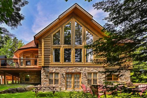 Fiddler Lake Resort Ski Chalet | Fiddler Lake Resort Chalet 30 Deer