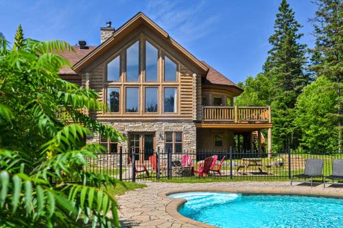 Fiddler Lake Resort Ski Chalet | Fiddler Lake Resort Chalet 73 Deer with pool