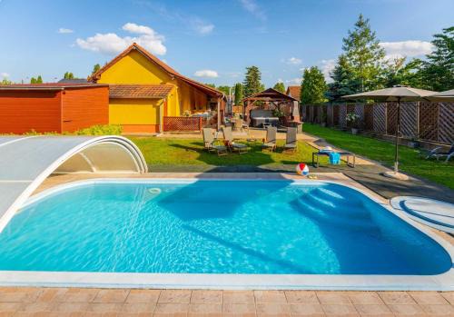 Balatonszarszo Apartment | Fiesta Balaton Villa