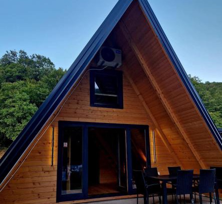 Kulen Vakuf House | Fikro's Resort