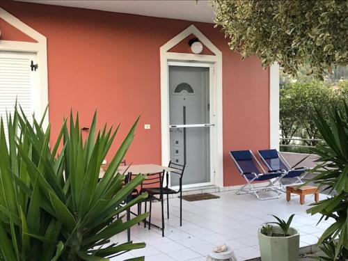 Favatata Apartment | Filippos House