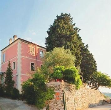 Gorra House | Finale Ligure Gorra Rooms Rosa di Mare vicino al mare lontano dal caos!