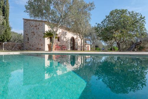 Es Llombards House | Finca Aljub de son Amer by Mallorca House Rent