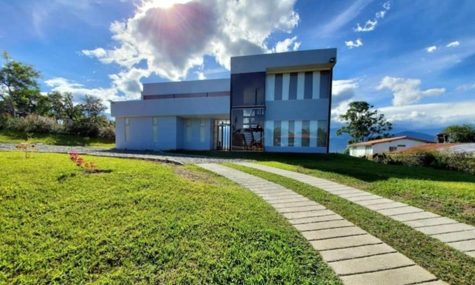 Luna Park House | Finca Campestre Cafetera en Circasia Quindio