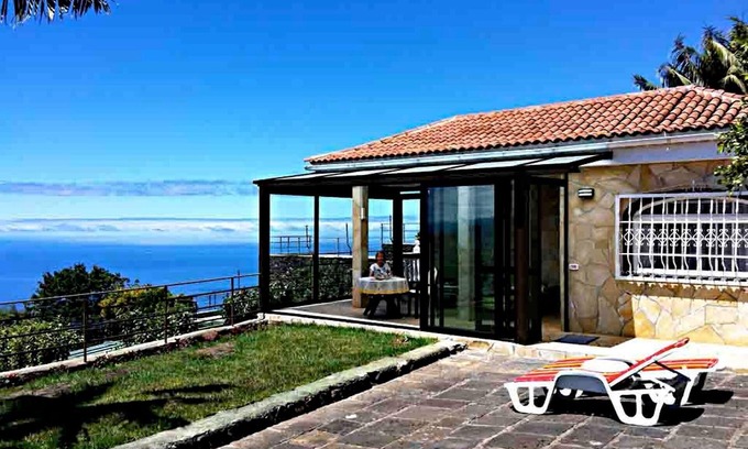 Santa Ursula House | Finca Panoramica Teidemar, 3 Schlafzimmer/Bäder, tolle Fernsicht, Gärten, Pool, Grill und Parkplatz